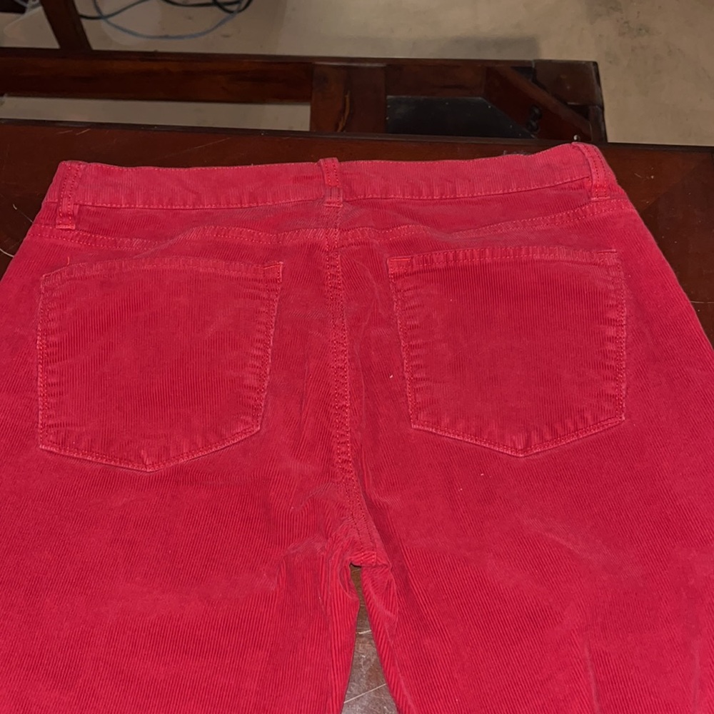 Ralph Lauren. Size 8. Excellent Condition. Red. Warm. Comfortable - Picture 4 of 5
